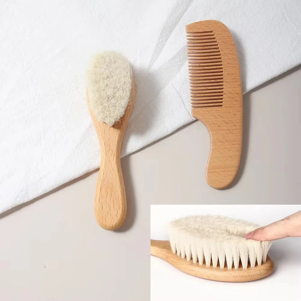 Brosse et peigne bébé en bois – poils doux (set)