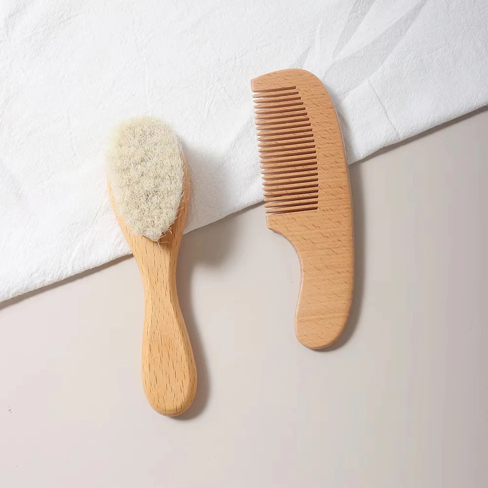 Brosse et peigne bébé en bois – poils doux (set)