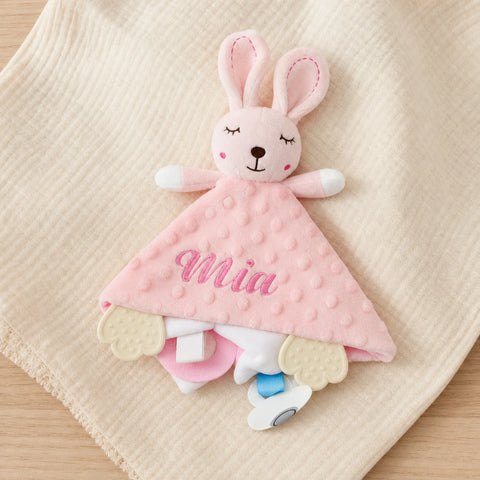Doudou personnalisé lapin brodé au prénom — minky – présentation du produit